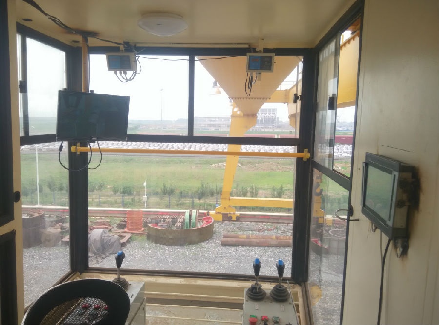 起重機(jī)安全監(jiān)控系統(tǒng)現(xiàn)場(chǎng)照片四