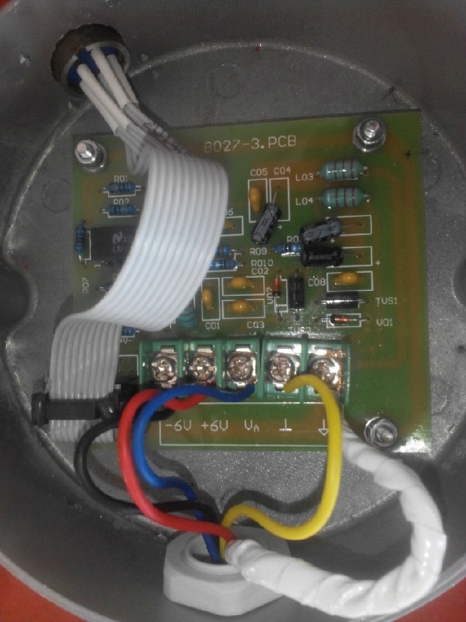 內(nèi)蒙古蘭石門(mén)式起重機(jī)安全監(jiān)控系統(tǒng)現(xiàn)場(chǎng)安裝圖十三